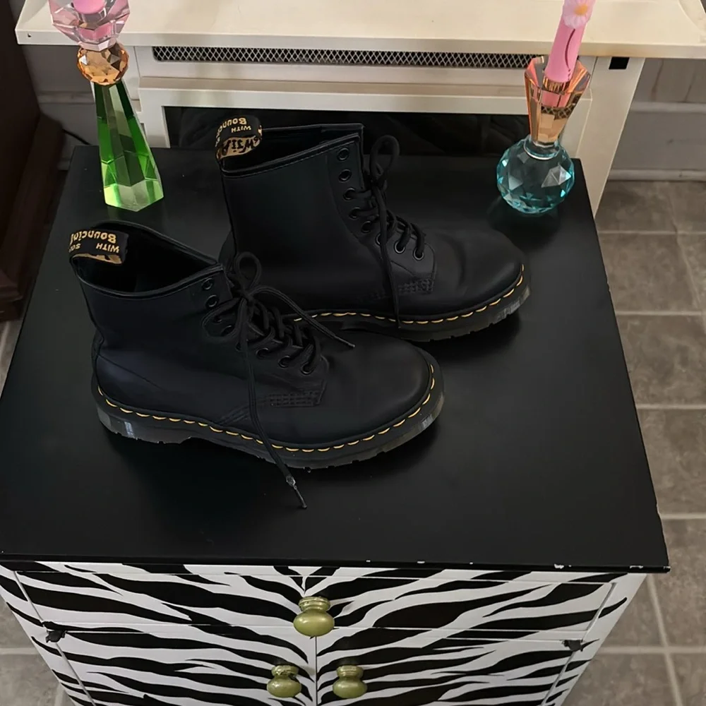 Dr. Marten’s black combat boots,The Original! US5 - Picture 4 of 7
